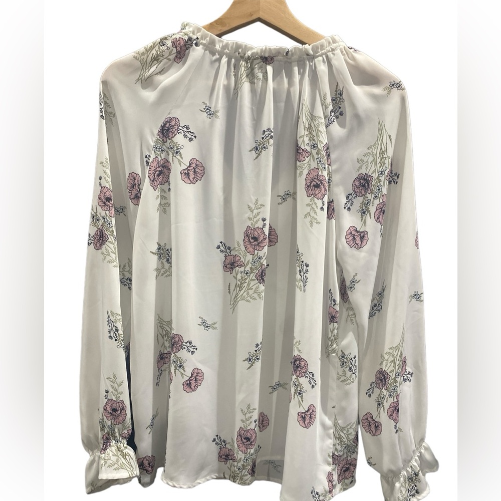 Ophelia Roe Flowy Top - Picture 2 of 6